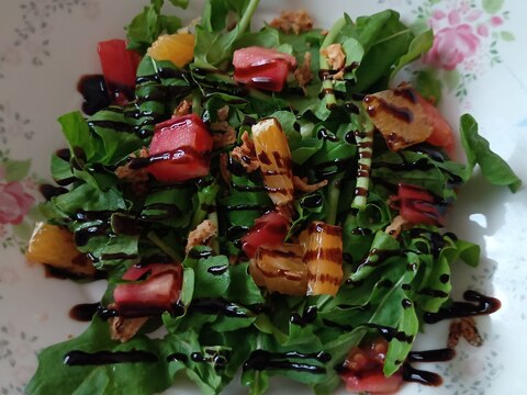 トマトとオレンジのサラダ